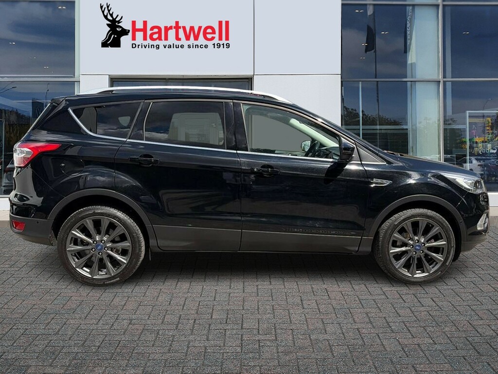 Ford Kuga 2.0 Tdci Ecoblue Titanium X Edition Suv Black #2