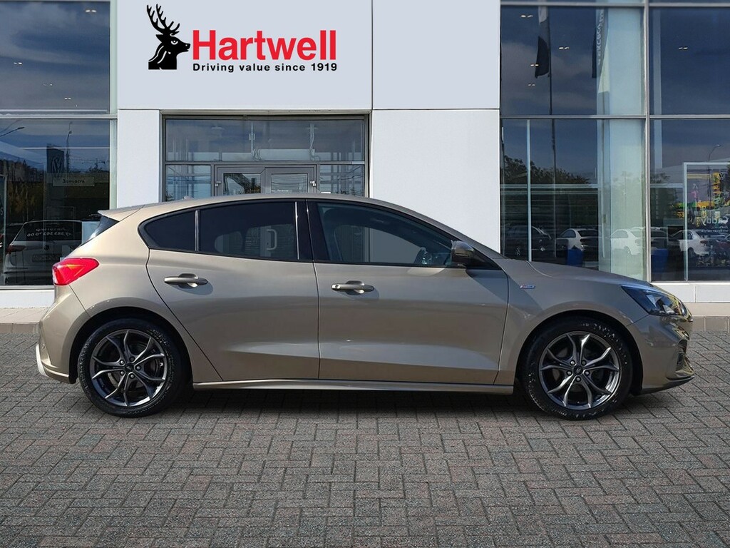 Ford Focus 1.0T Ecoboost St-line Hatchback Silver #2