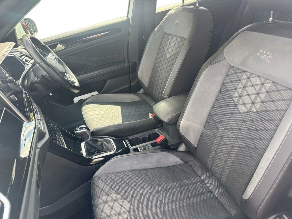 Volkswagen T-Roc 1.5 Tsi Life Dsg Black #16