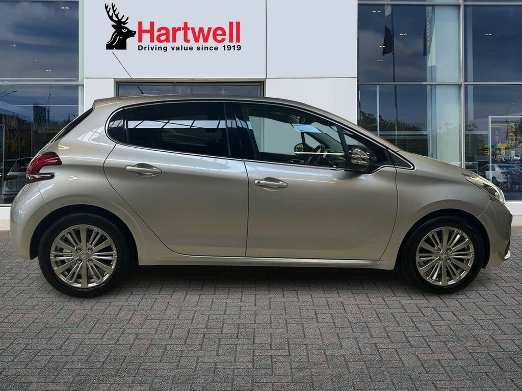Peugeot 208 1.2 Puretech Allure Hatchback Eu Silver #2