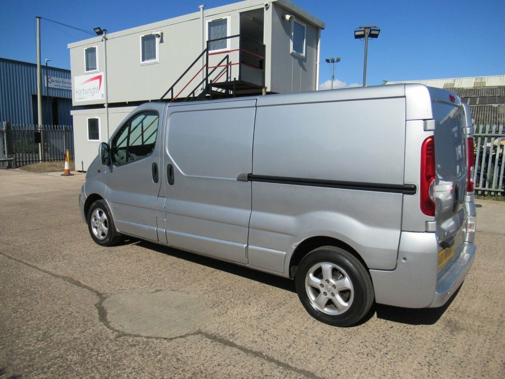Vauxhall Vivaro 2L Sportive Silver #5