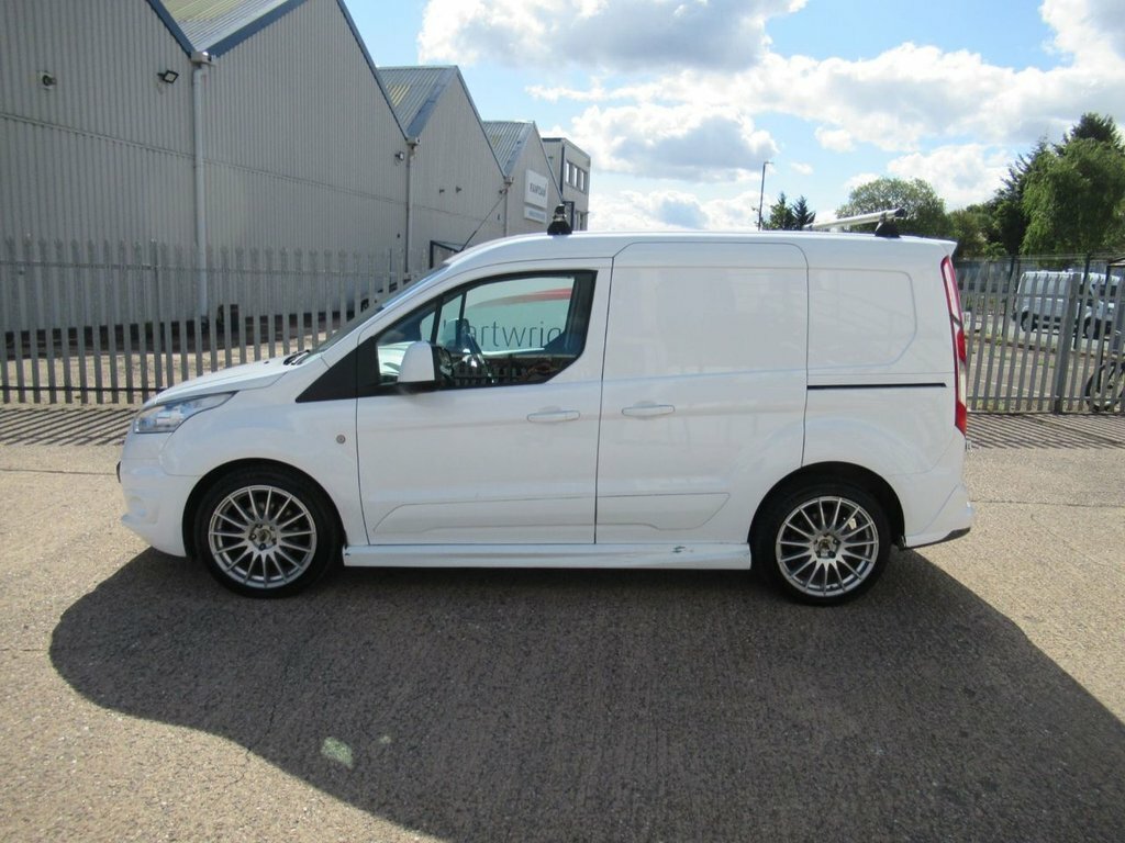 Ford Transit Connect 1.5L Limited White #2