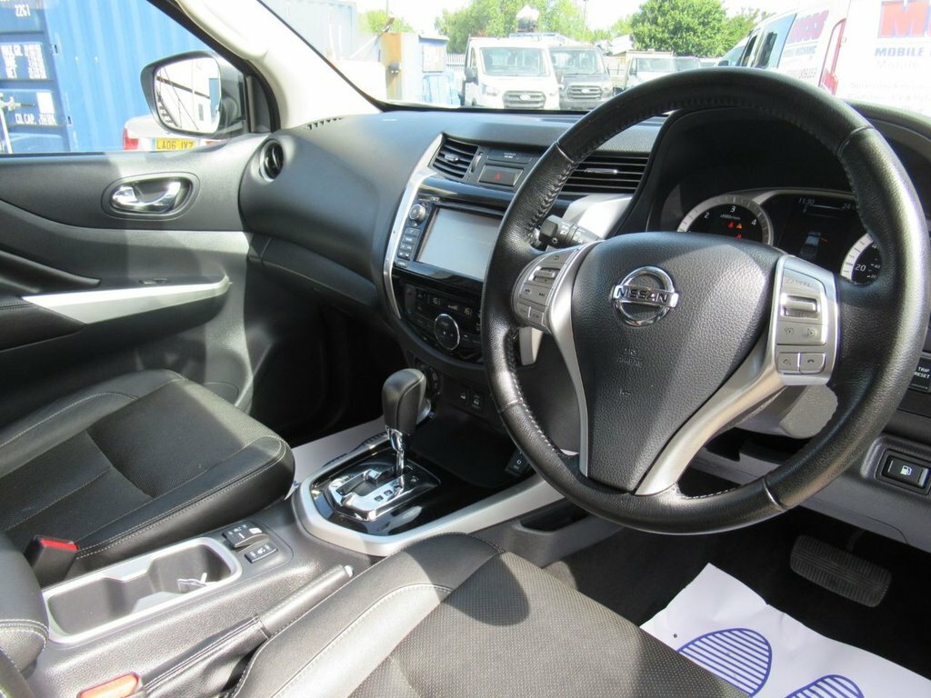 Nissan Navara 2.3 Dci Tekna 4Wd Euro 6 Black #13