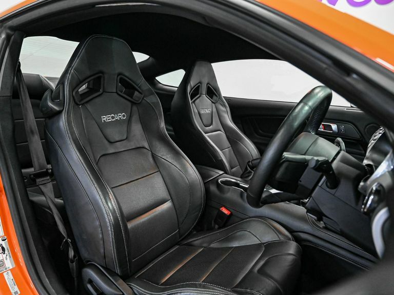 Ford Mustang 5.0 V8 Gt Fastback Orange #2