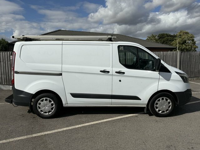 Ford Transit Custom 2.2 Tdci 310 Econetic Panel Van LF16KUR White #2