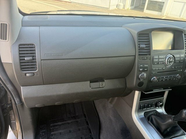 Nissan Navara 2.5 Dci Tekna 4X4 Shr Dcb 0D 188 Bhp Black #19