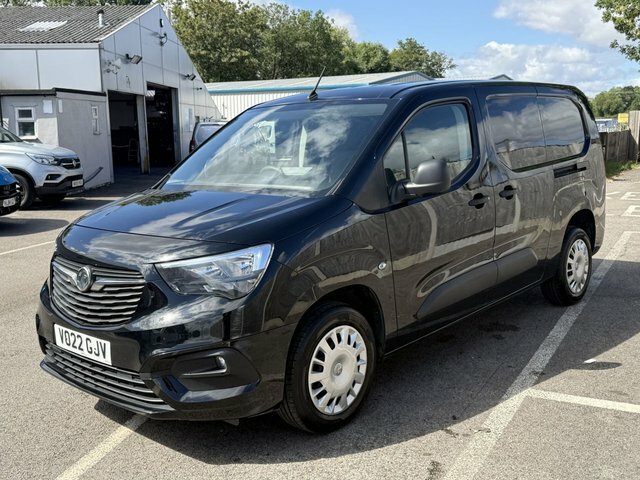 Vauxhall Combo 1.5 Turbo D 2300 Sportive Panel Van Man Black #6