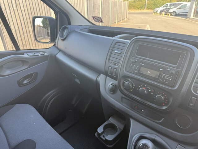 Vauxhall Vivaro 1.6 L 1.6 Cdti 2700 Biturbo Sportive L1 H1 Euro 6 White #25