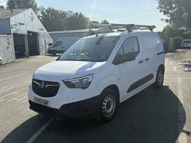Vauxhall Combo 1.6 Turbo D 2300 Edition Panel Van Manu FH19EWP White #6
