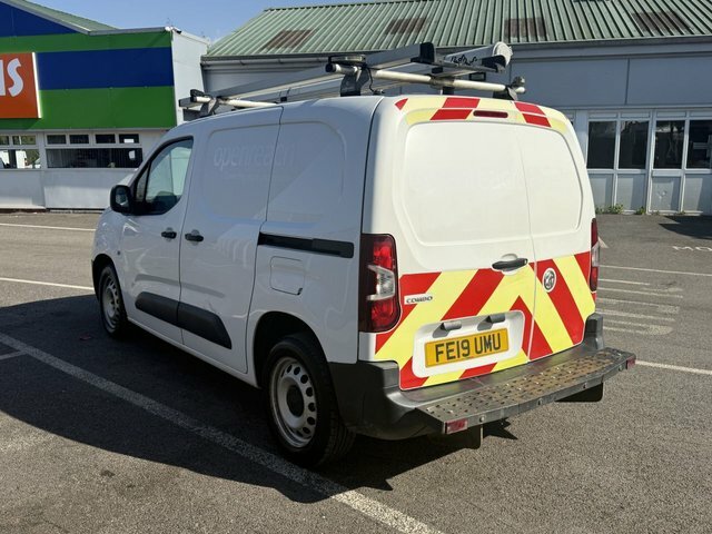 Vauxhall Combo 1.6 Turbo D 2300 Edition Panel Van Manu FE19UMU White #5