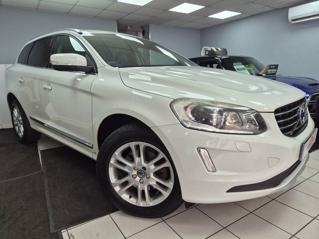 Volvo XC60 2.0 D4 Se Lux Nav Suv Euro 6 S AF65TYD White #3