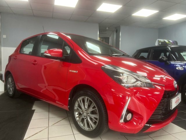 Toyota Yaris 1.5 Vvt-h Icon Hatchback Hybrid E-cvt E VF68BXH Red #3