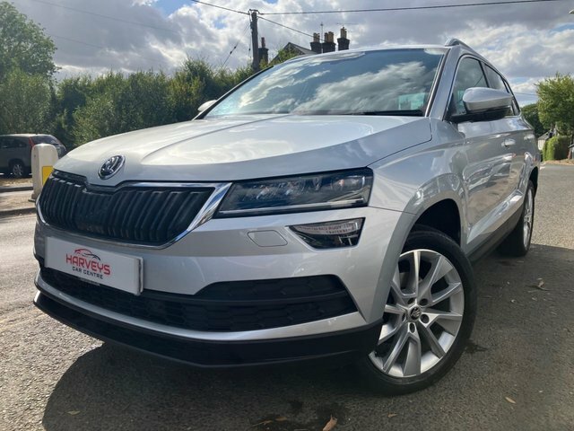 Skoda Karoq Suv 1.0 Tsi 110Ps Se Grey #4