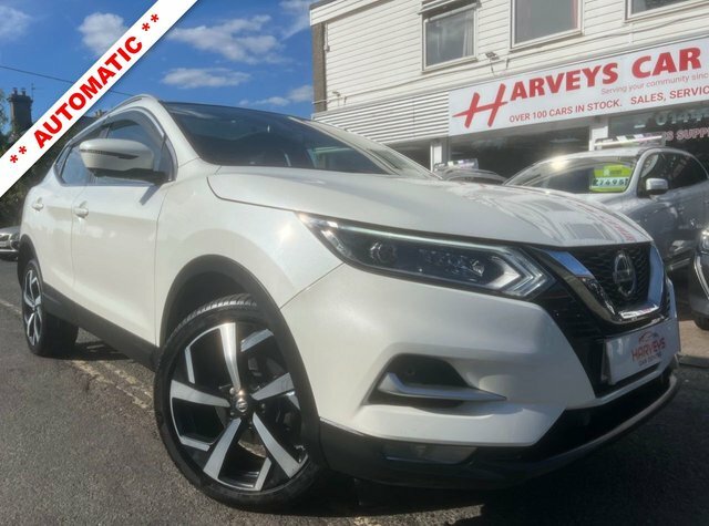 Nissan Qashqai Hatchback 1.3 Dig-t 160 Mh Tekna X-t Hatchback White