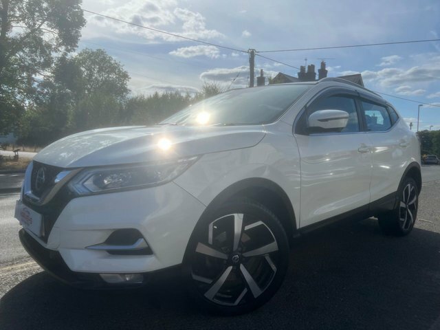 Nissan Qashqai Hatchback 1.3 Dig-t 160 Mh Tekna X-t Hatchback KX71DXB White #5