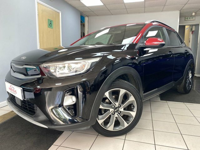 Kia Stonic 1.0 T-gdi First Edition Suv Euro EK18DXJ Black #4
