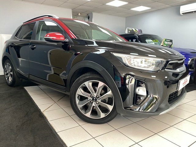 Kia Stonic 1.0 T-gdi First Edition Suv Euro EK18DXJ Black #2