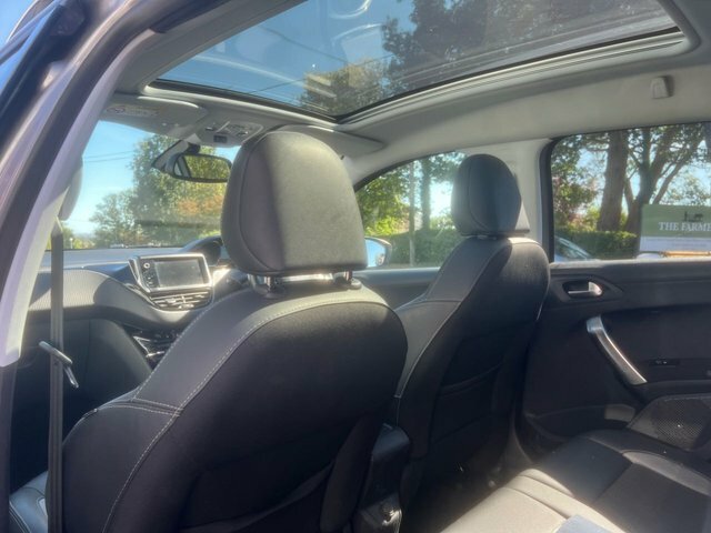 Peugeot 2008 1.5 Bluehdi Allure 2019 Black #14
