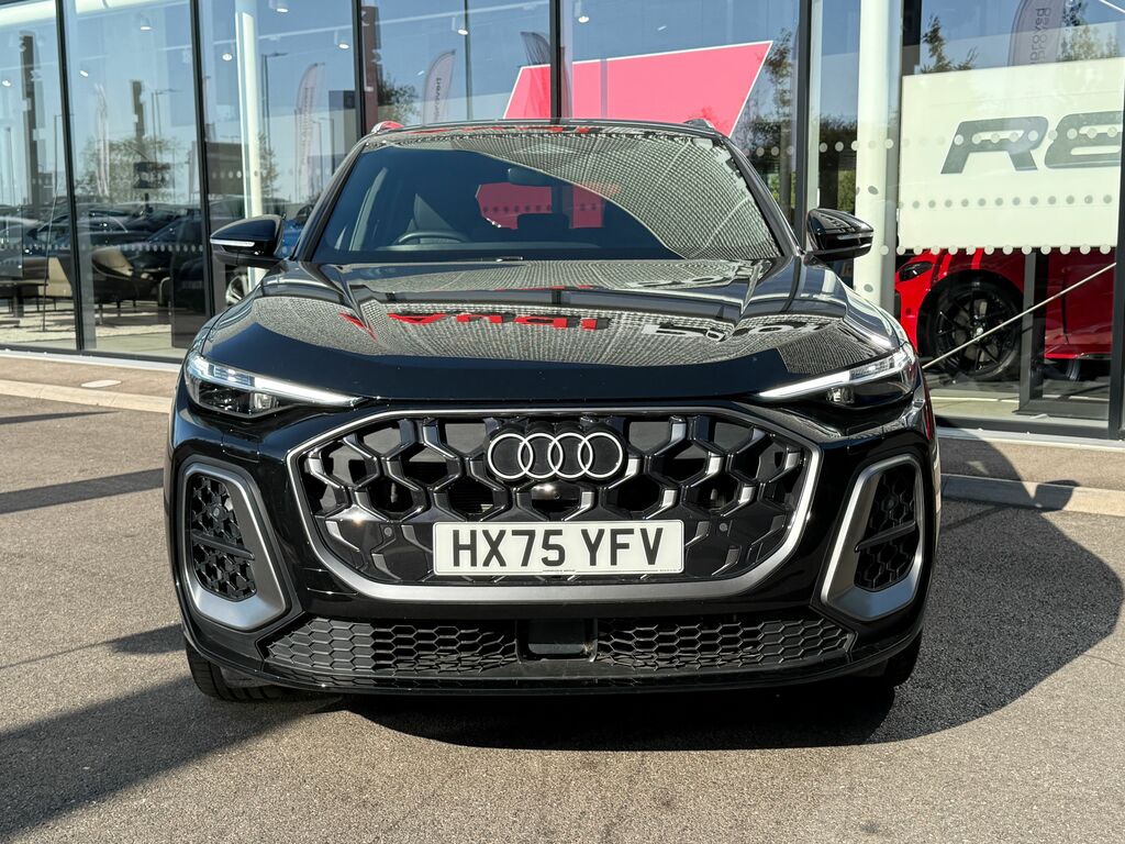 Audi Q5 S Line HX75YFV Black #6