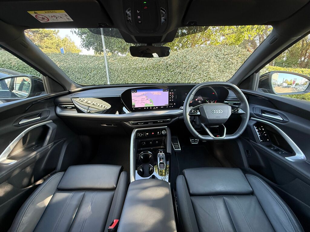Audi Q5 S Line HX75YFV Black #5