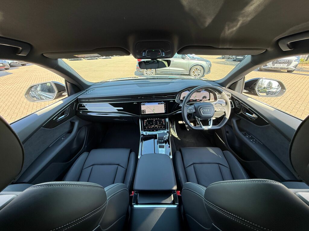 Audi Q8 Black Edition GY26AOV Black #3