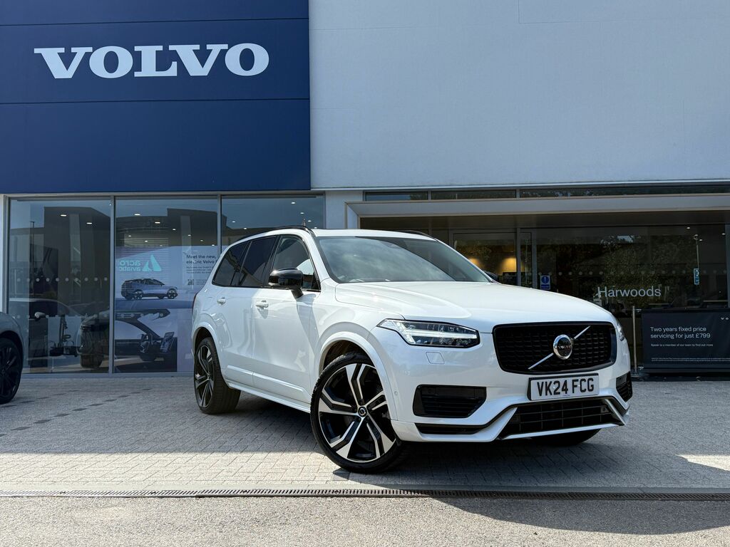 Volvo XC90 Ultimate Black