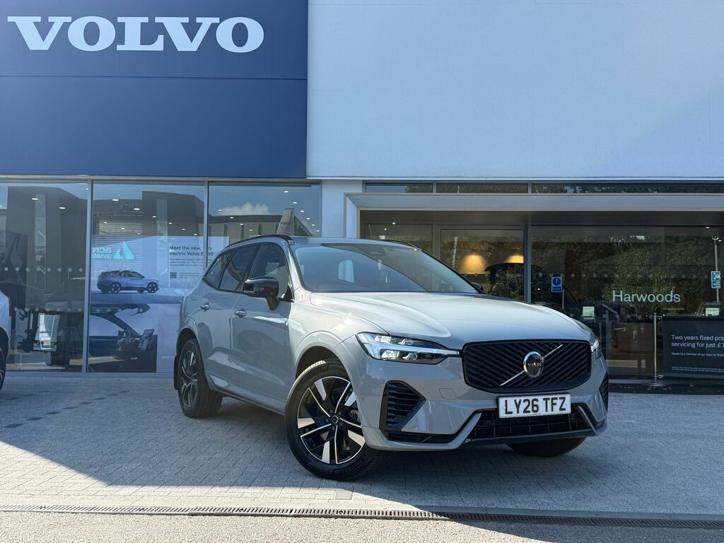 Volvo XC60 Plus Black