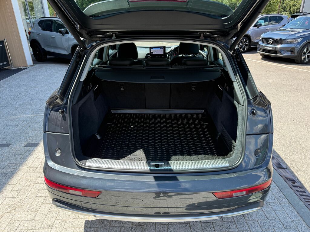 Audi Q5 Edition 1 40 Tdi Quattro 204 Ps S Tronic Blue #20
