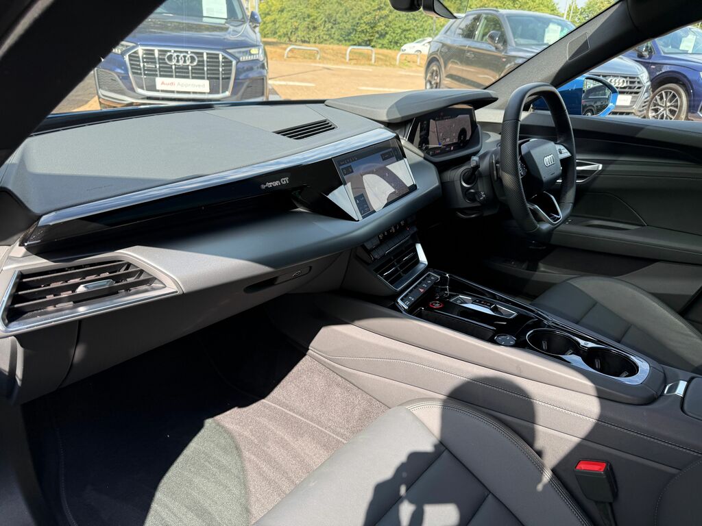 Audi E Tron GT 105Kwh Saloon Quattro 592 Ps Grey #47