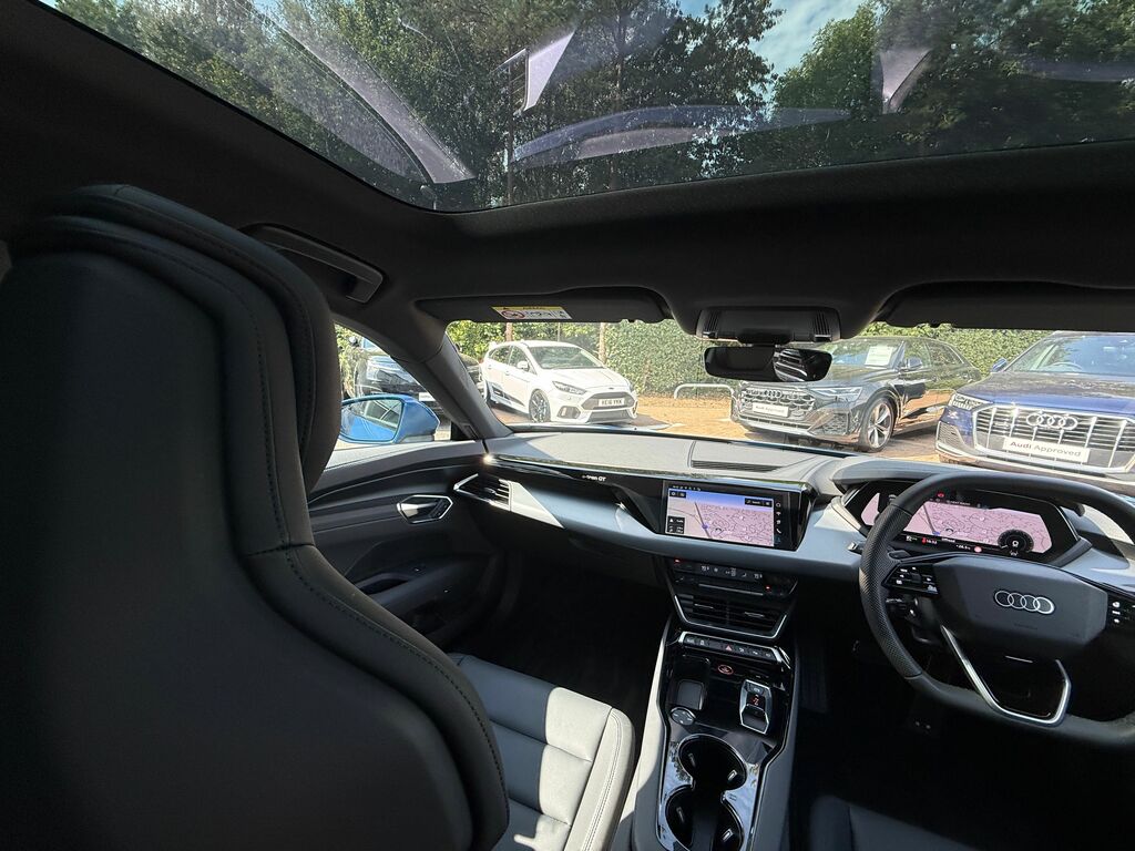 Audi E Tron GT 105Kwh Saloon Quattro 592 Ps Grey #34