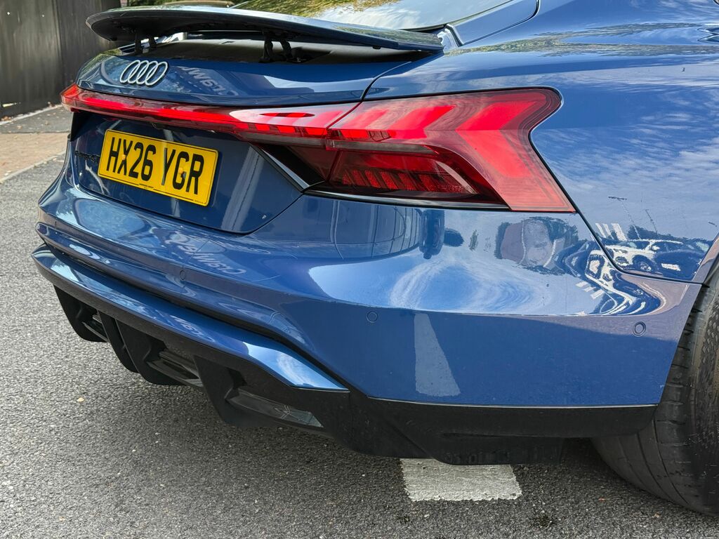 Audi E Tron GT 105Kwh Saloon Quattro 592 Ps Grey #38