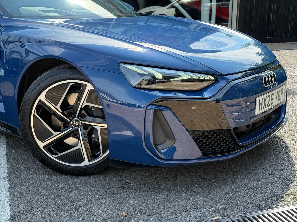 Audi E Tron GT 105Kwh Saloon Quattro 592 Ps Grey #10