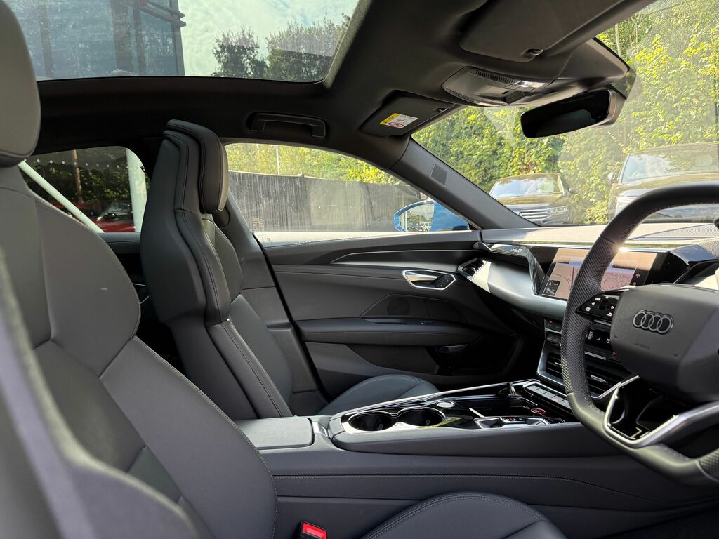 Audi E Tron GT 105Kwh Saloon Quattro 592 Ps Grey #29