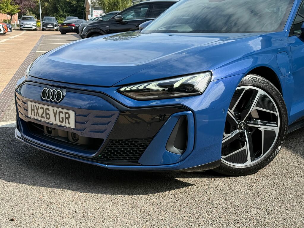 Audi E Tron GT 105Kwh Saloon Quattro 592 Ps Grey #54
