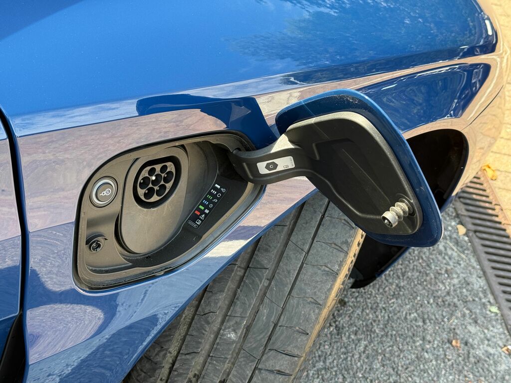 Audi E Tron GT 105Kwh Saloon Quattro 592 Ps Grey #11