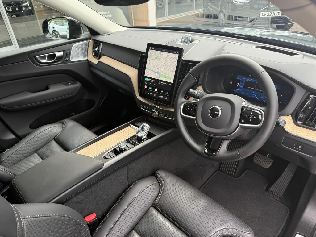 Volvo XC60 Ultra Blue #5