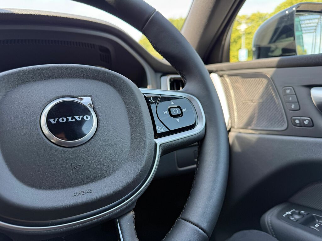 Volvo XC60 Black Edition Plus, T6 Awd Plug-in Hybrid, Electri Black #36