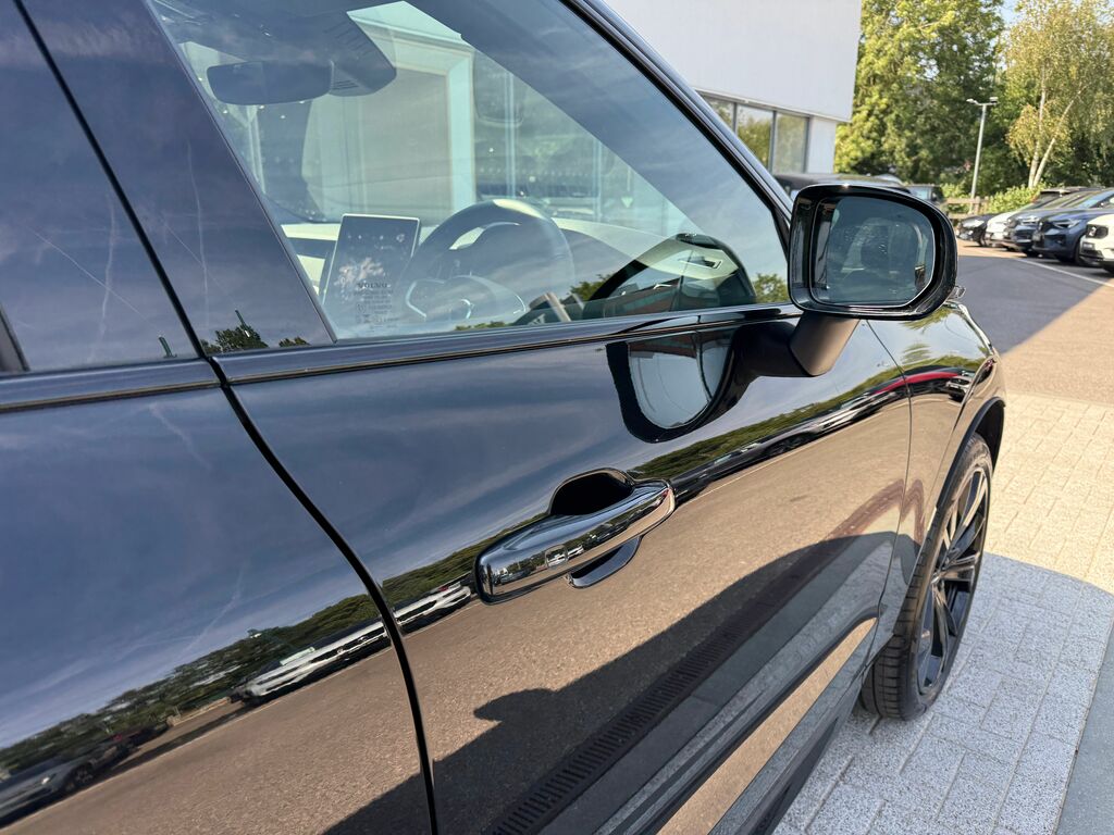 Volvo XC60 Black Edition Plus, T6 Awd Plug-in Hybrid, Electri Black #15
