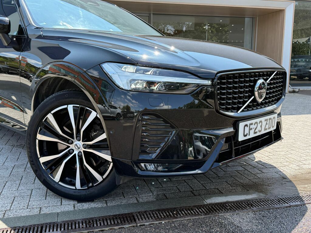 Volvo XC60 Ultimate Black #6