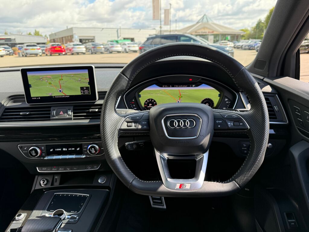 Audi Q5 Vorsprung Black #6