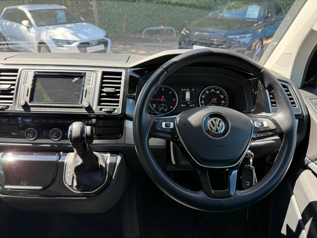 Volkswagen Caravelle Executive Black #5