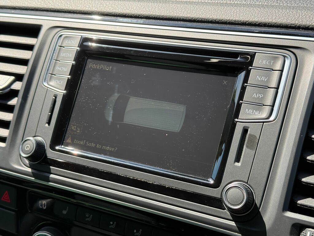 Volkswagen Caravelle Executive Black #4