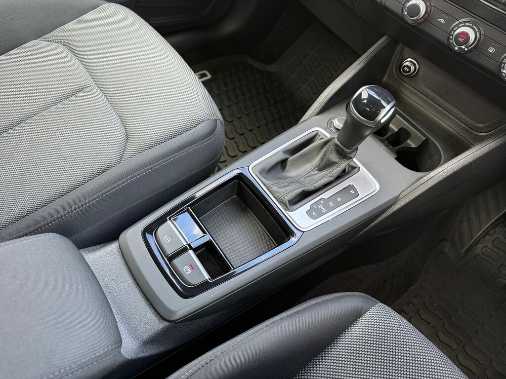 Audi Q2 35 Tfsi Sport S Tronic Grey #39