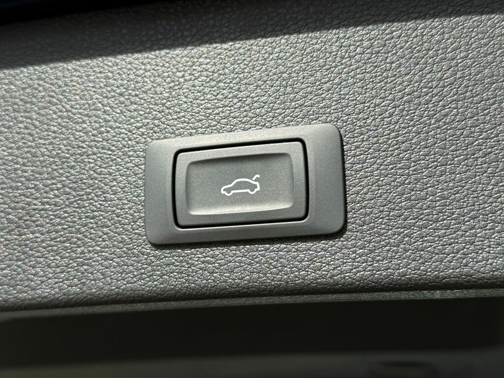 Audi Q2 35 Tfsi Sport S Tronic Grey #36
