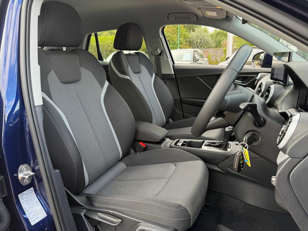 Audi Q2 35 Tfsi Sport S Tronic Grey #26