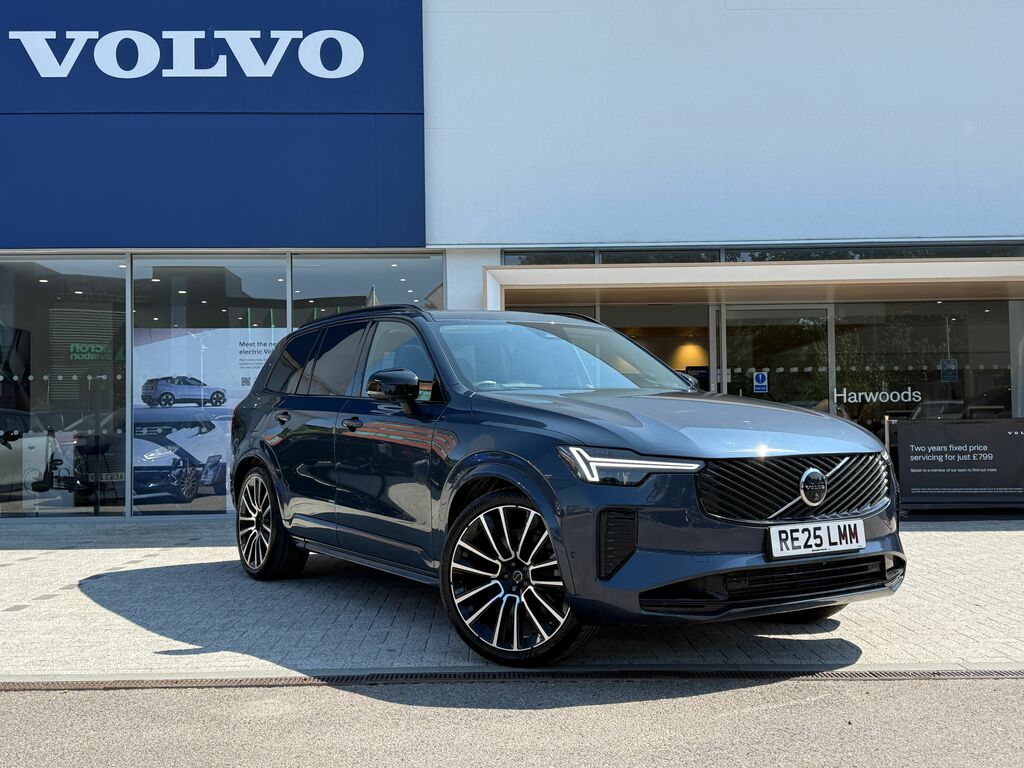 Volvo XC90 Ultra Blue