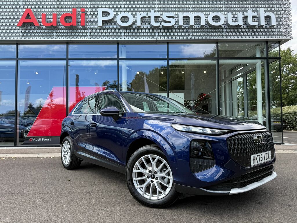 Audi Q3 Sport Blue