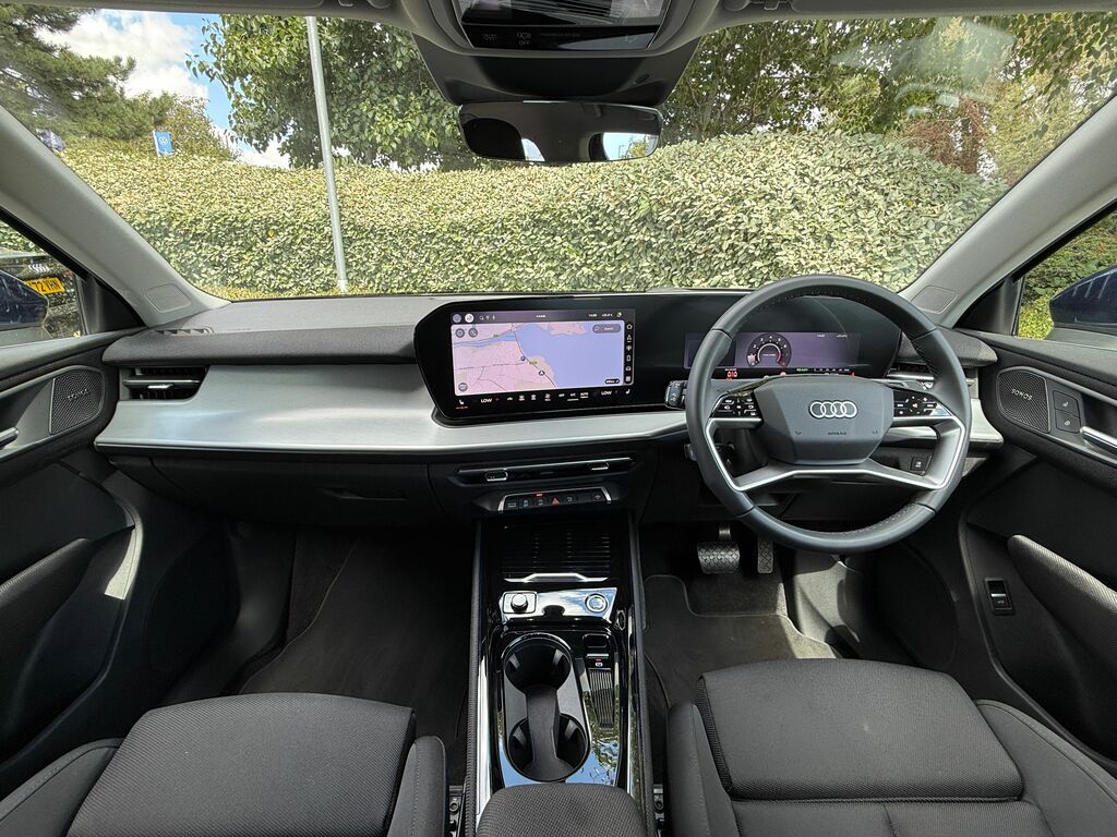 Audi Q3 Sport Blue #5
