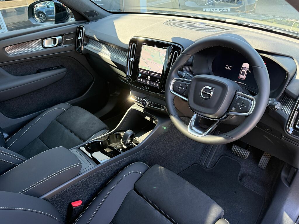 Volvo EX40 Ultra LW26ABX Black #5