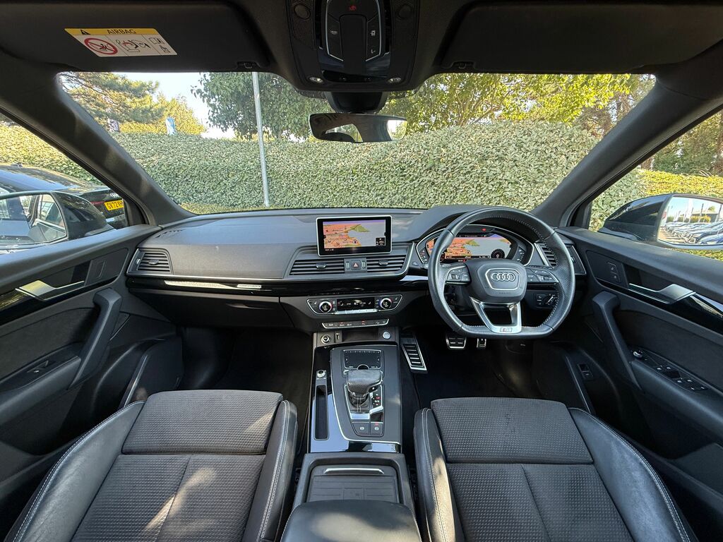 Audi Q5 Black Edition Black #5